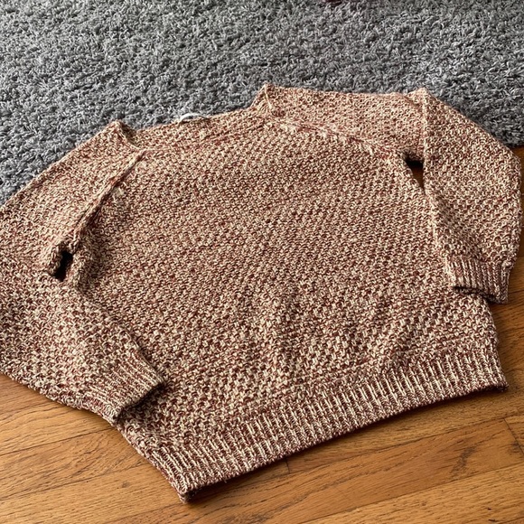 JOIE Metallic Gold Crew Neck Long Sleeve Sweater Size Small - Picture 3 of 13